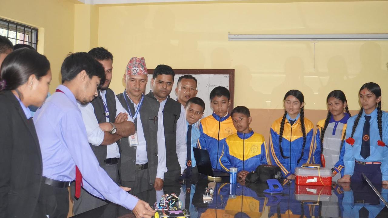 स्याङ्जाको किसान बहुप्राविधिक शिक्षालय चापाकोटमा ३ दिने रोबर्ट निर्माण तालिम सम्पन्न